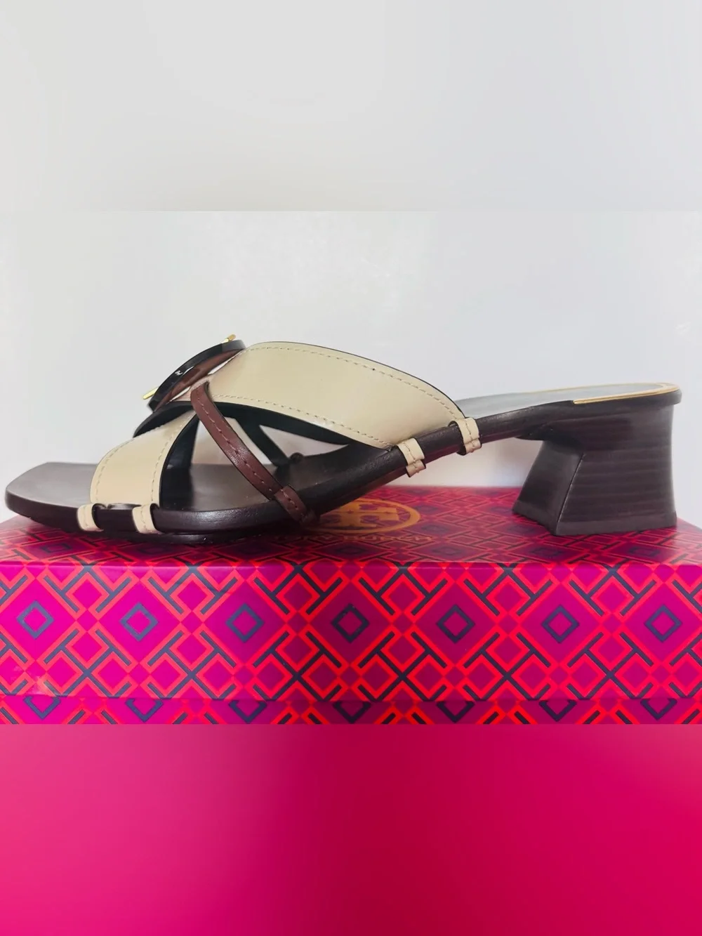Tory Burch signature tory